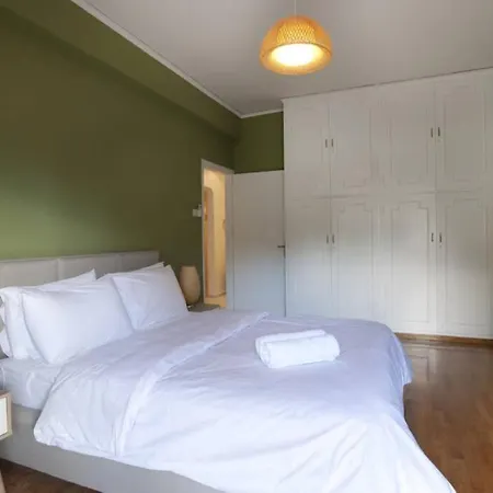Διαμέρισμα Palaio Faliro, A Bright And Spacious